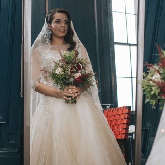 Meet your Posher, Nadia - Picture 1 of 1